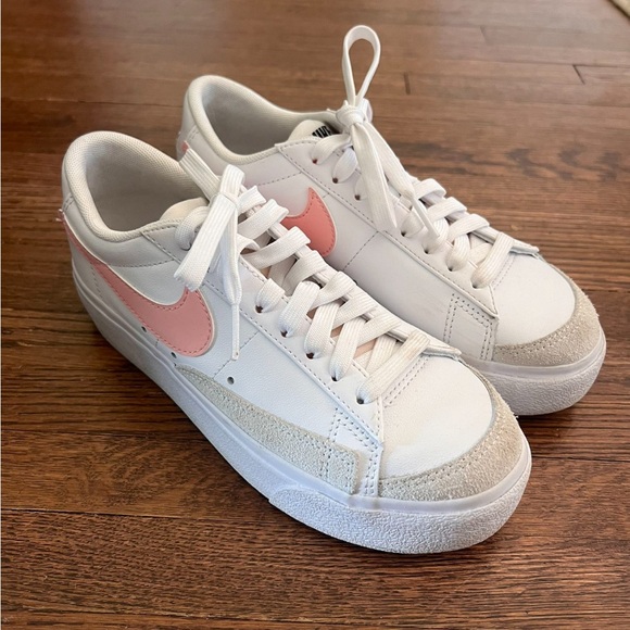 Nike Shoes - Nike Blazer Low Platform